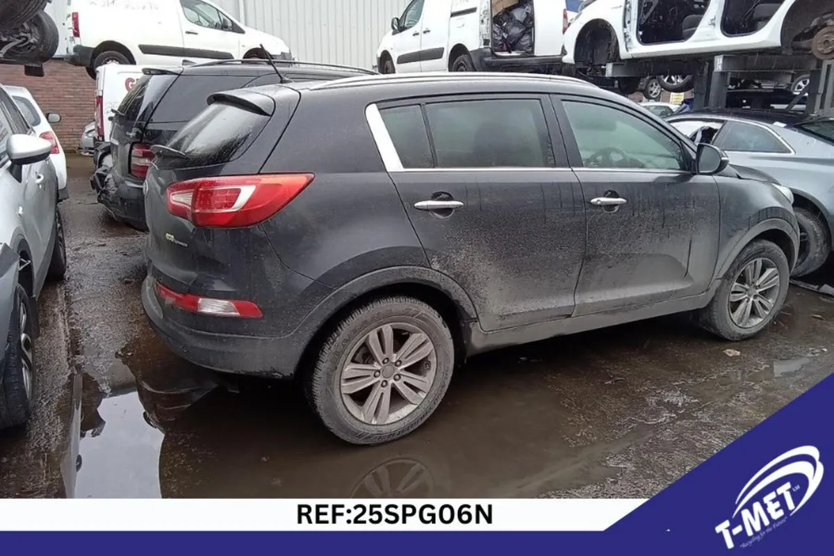 2014 KIA SPORTAGE BREAKING FOR PARTS - Image 3