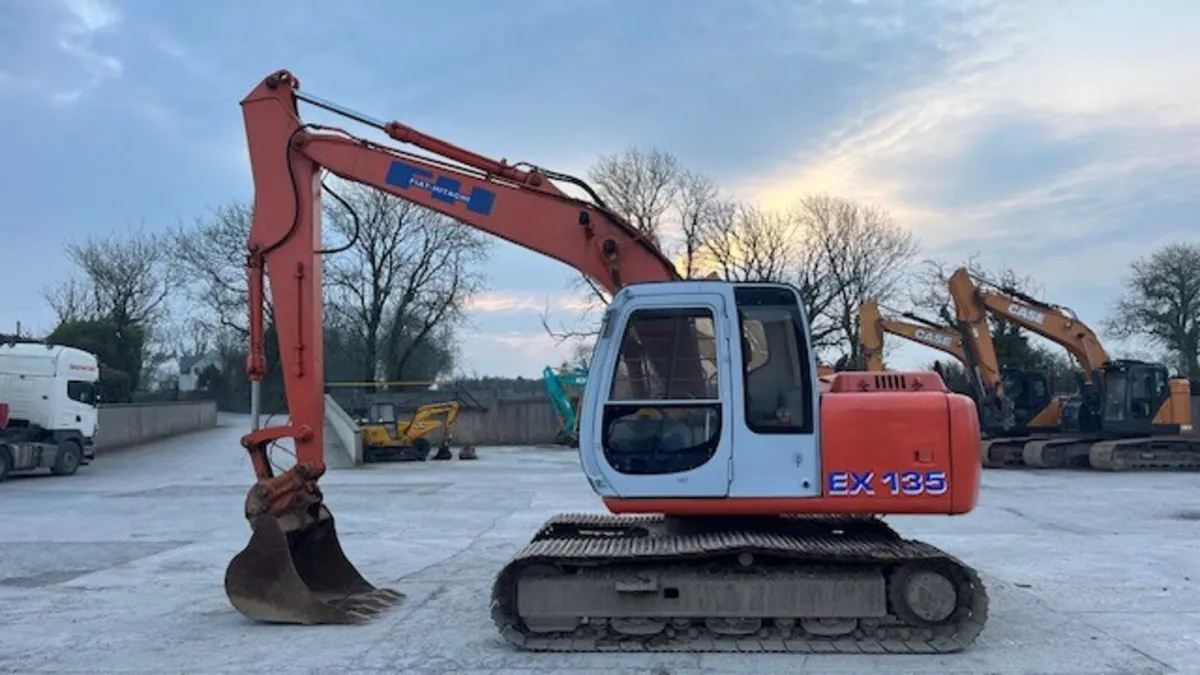 2003 Hitachi EX135 - Image 1