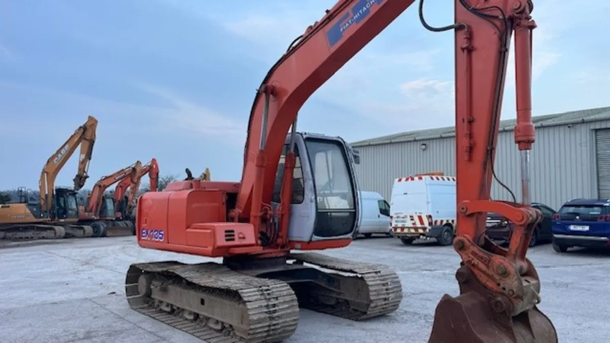 2003 Hitachi EX135 - Image 4