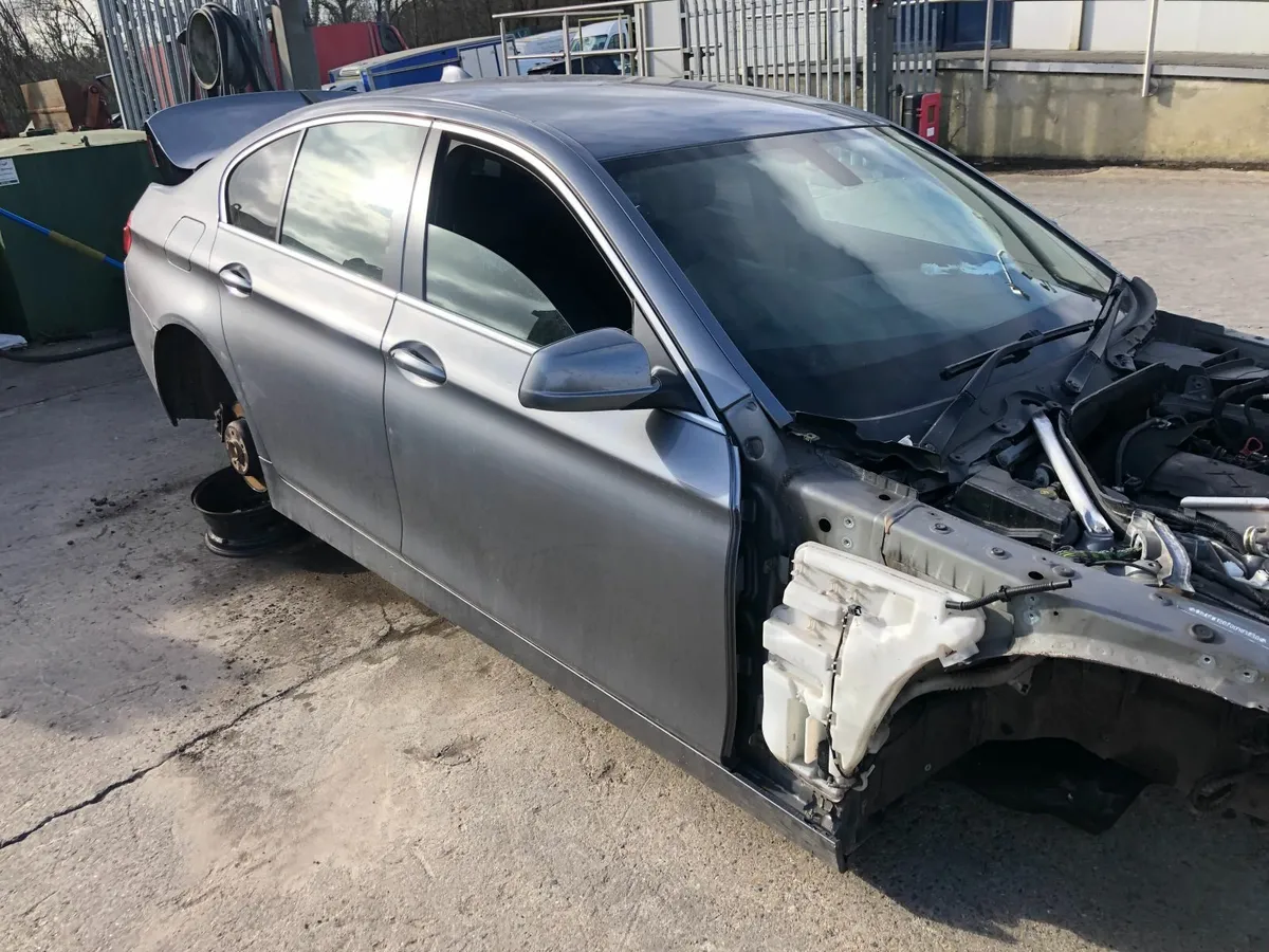 2021 bmw 520 d /2012 volvo s40 1.6 sohc - Image 3
