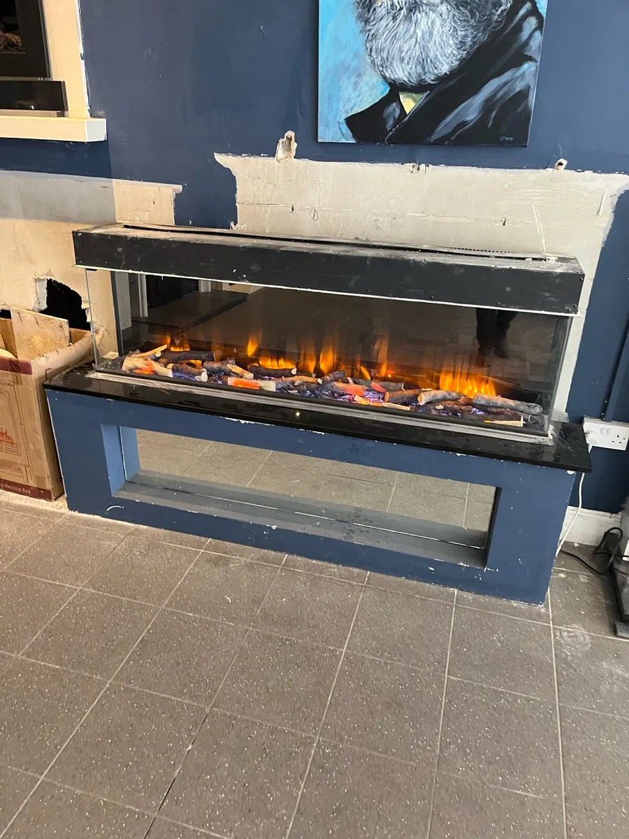 Polaris 1600 mm electric fire showroom Display - Image 1