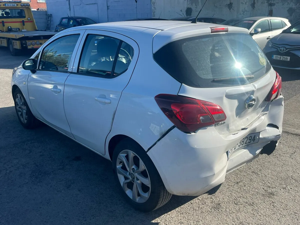 Opel corsa 2015 1.4 petrol ⛽️ rear damage - Image 3