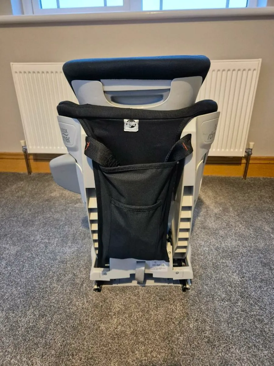 Britax Advansafix SICT car seat - Image 3