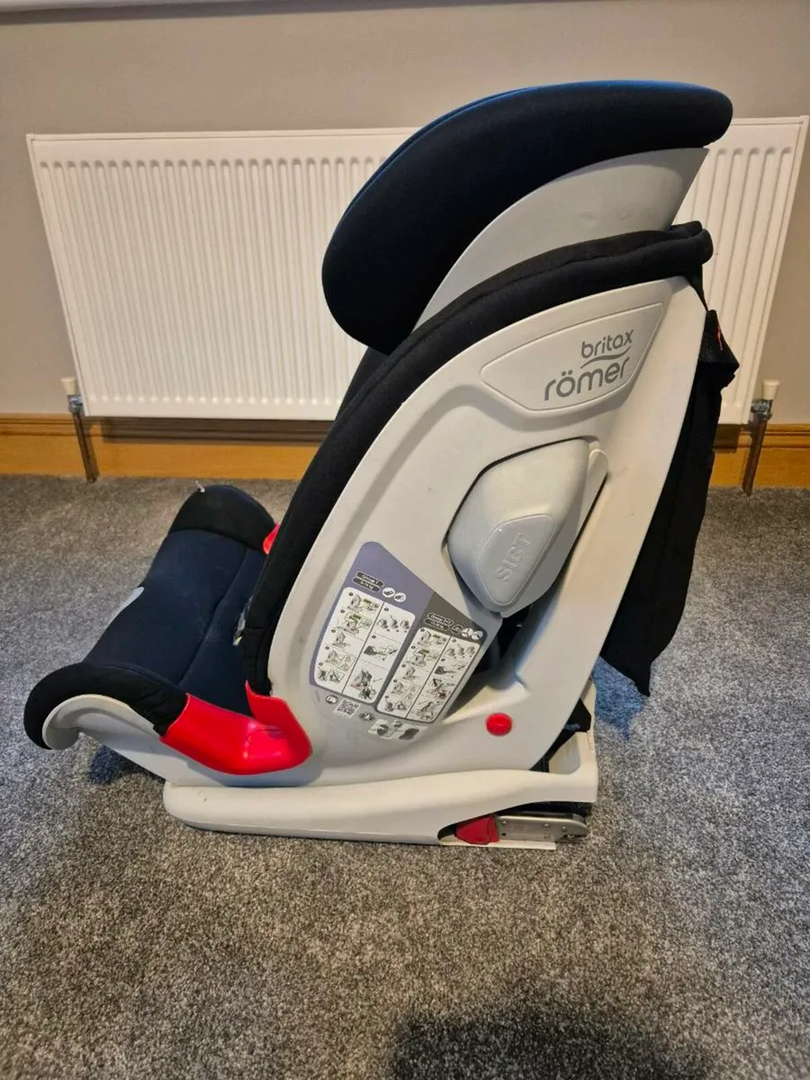 Britax Advansafix SICT car seat - Image 4