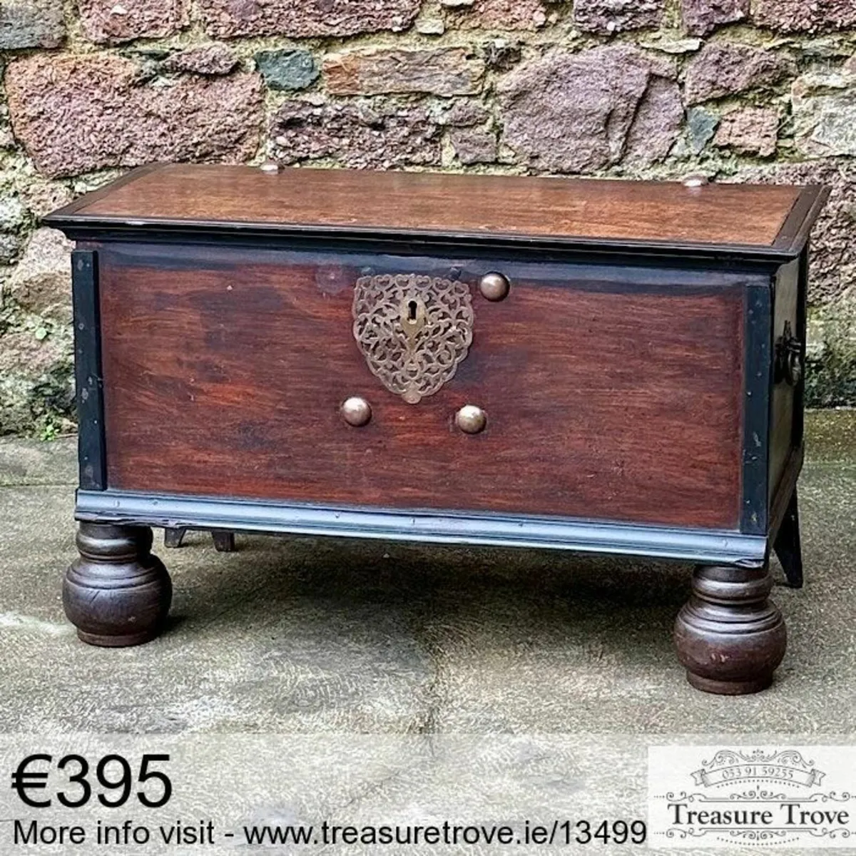 Antique and Vintage Blanket Boxes / Linen Trunks - Image 4