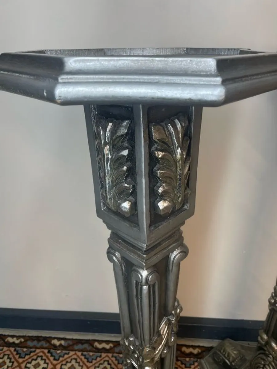 Fabulous Pair of Carved Silver Gilt Wood Jardinieres / Stands. - Image 3