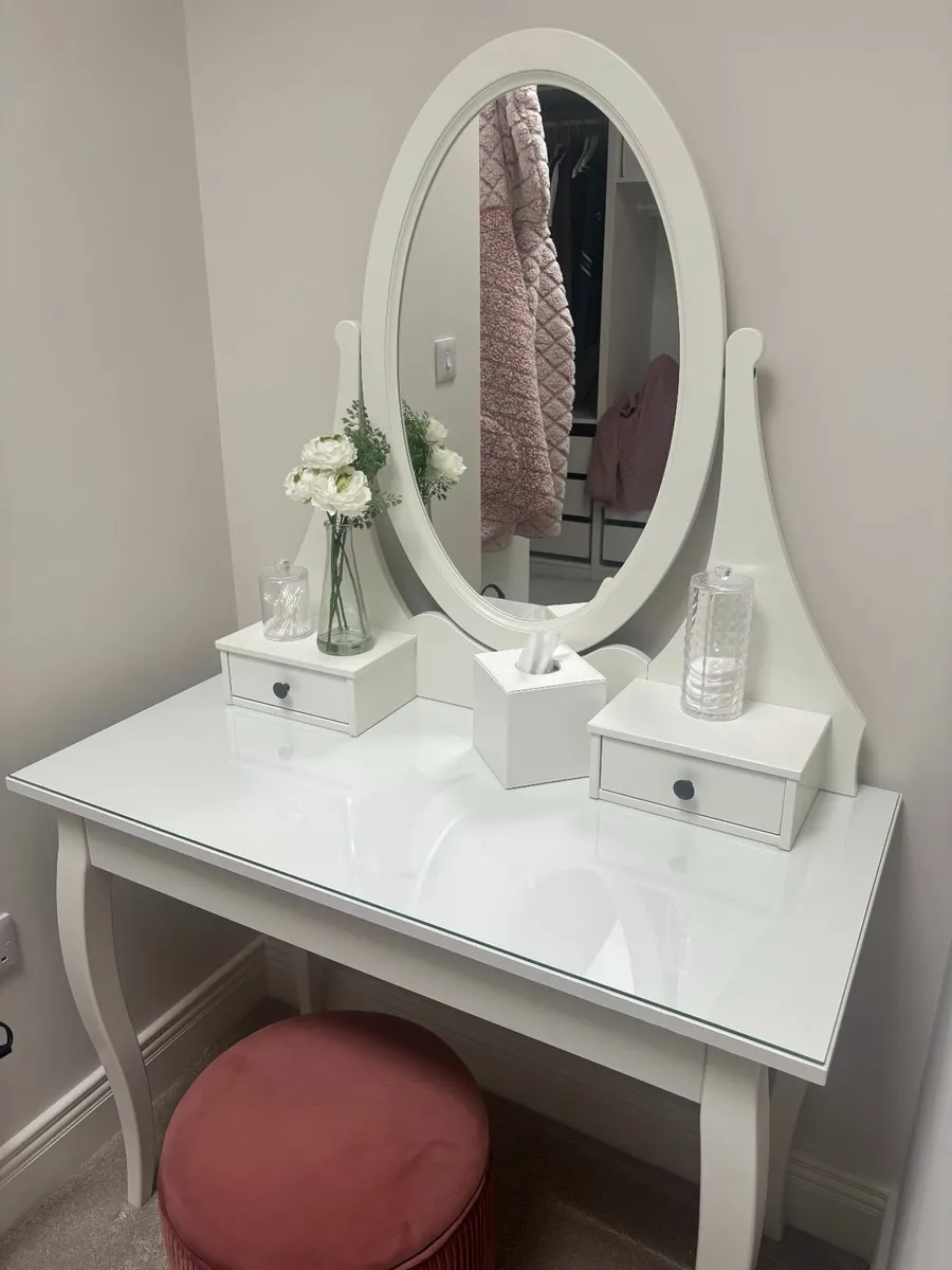 Dressing Table - Image 4