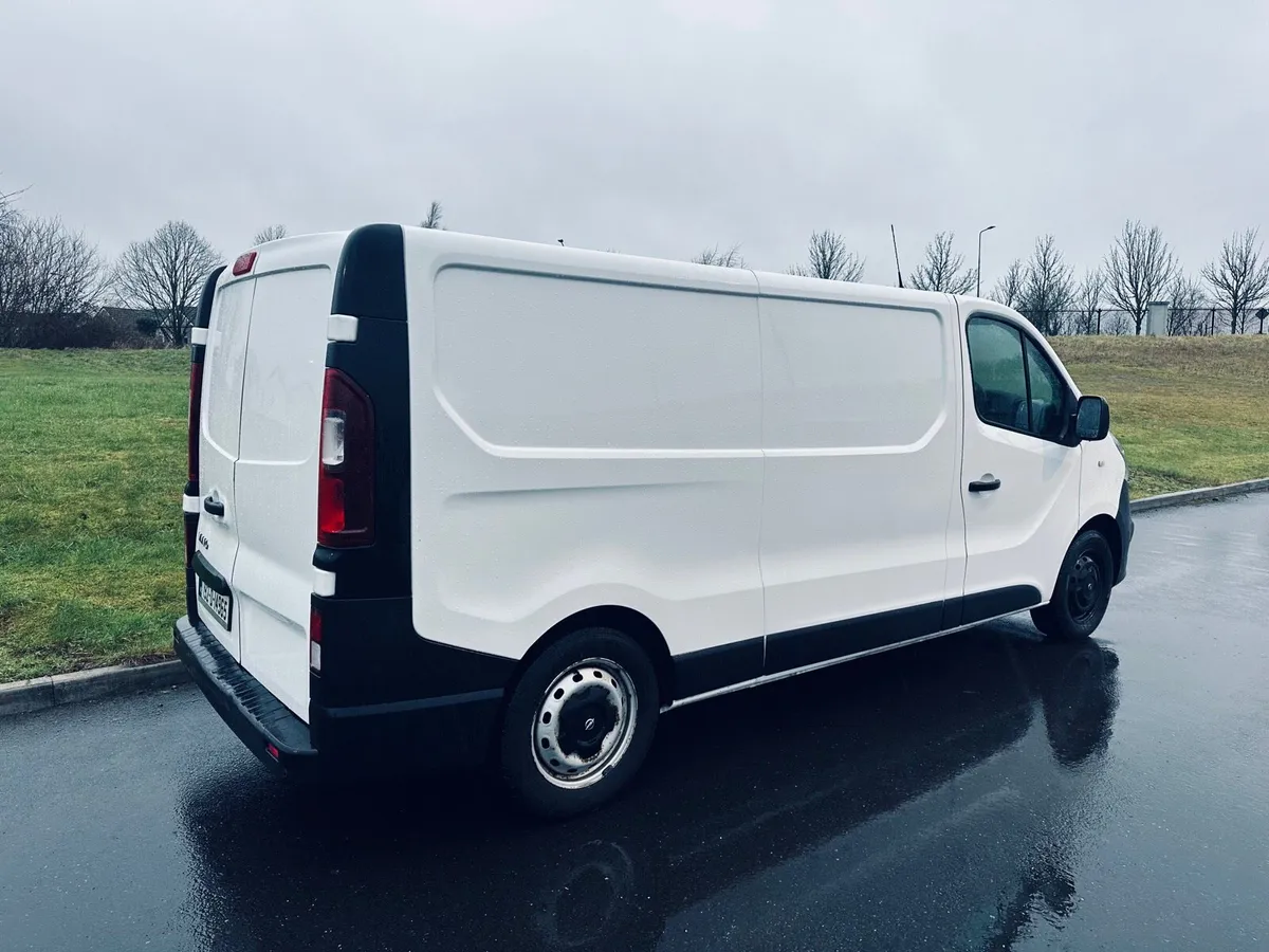 Opel Vivaro - Image 3