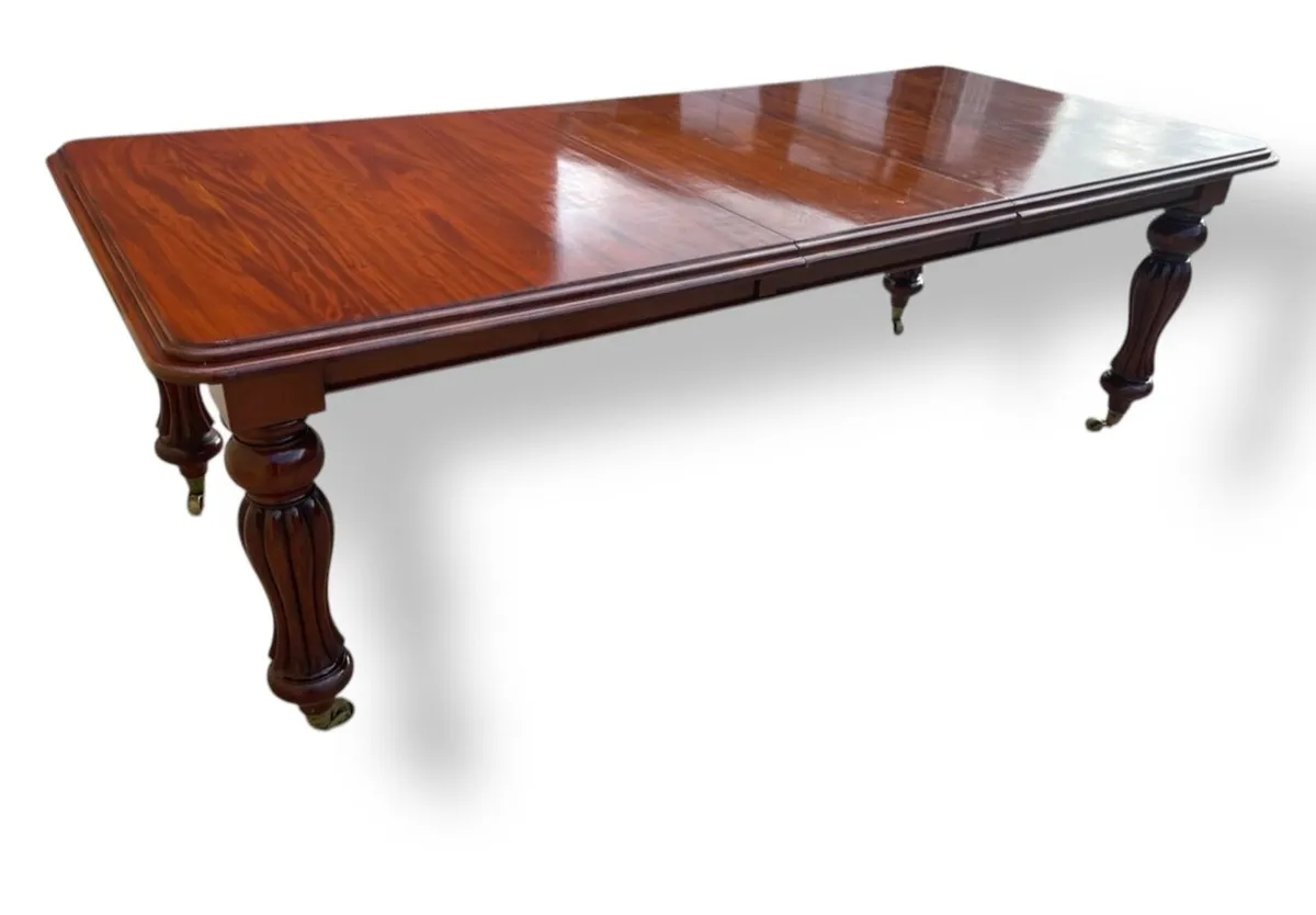 Mahogany dining / boardroom table - Image 1