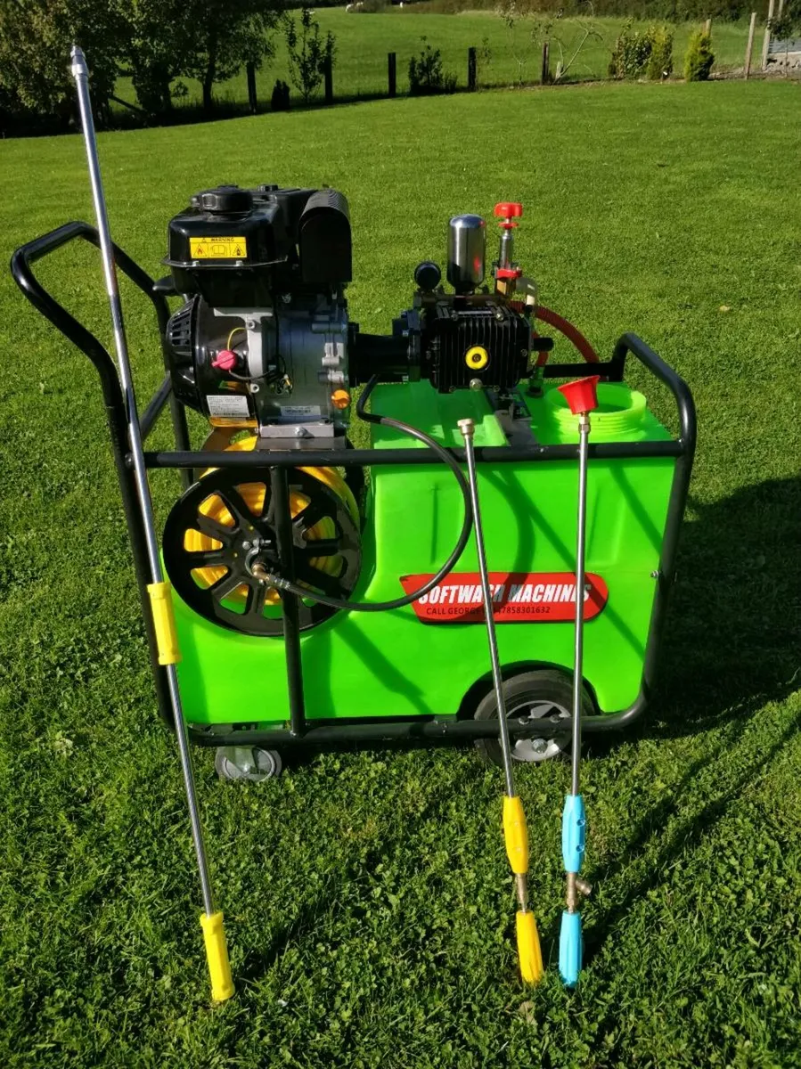 Softwash system Biocide Algaecide Sprayer - Image 3