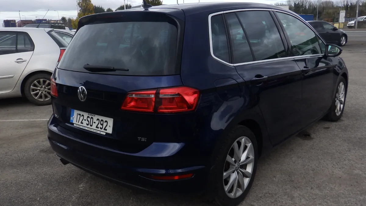 172 Volkswagen Golf SV HIGHLINE , 1.2 PETROL - Image 3