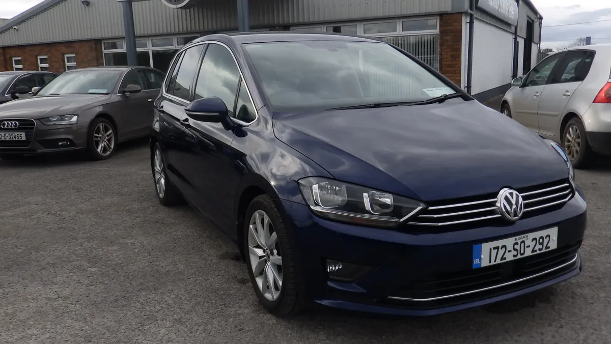 172 Volkswagen Golf SV HIGHLINE , 1.2 PETROL - Image 1