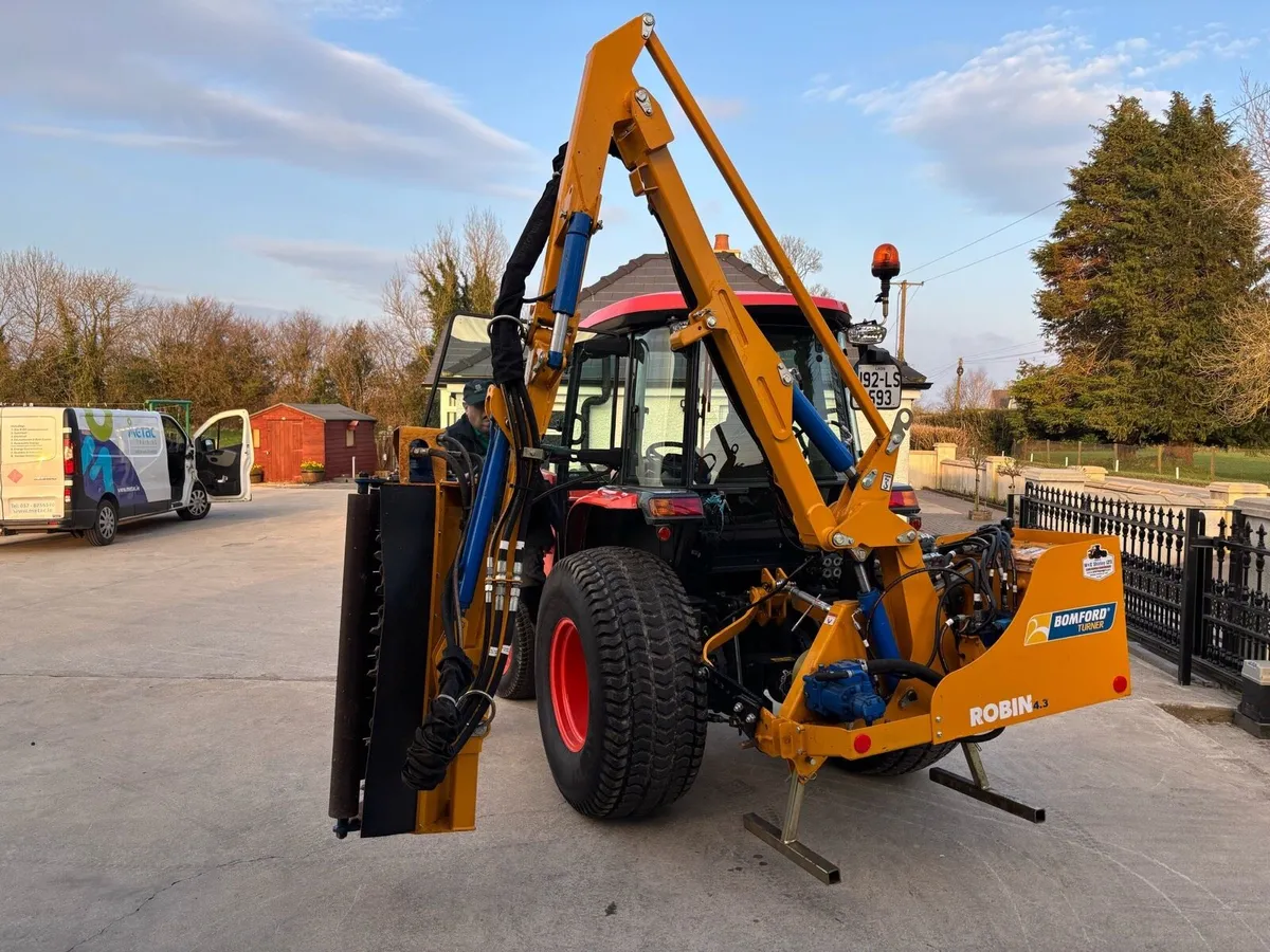 Bomford Robin 4.3 Hedgecutter - Image 3