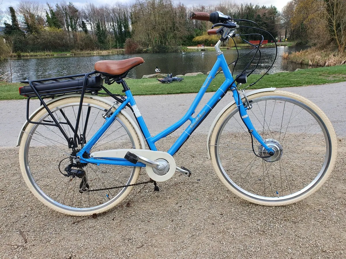 Comfort Electric Bike - Image 2