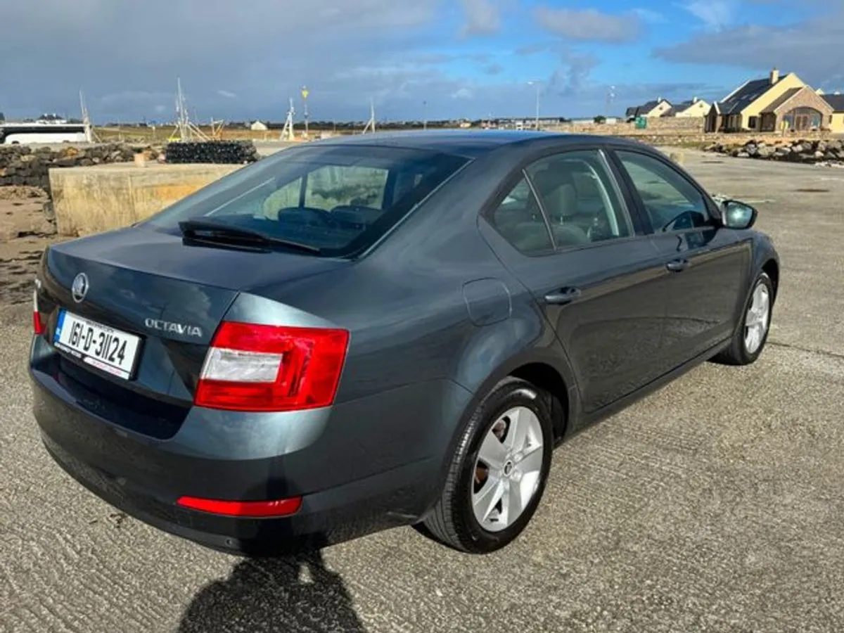 Skoda Octavia Ambition 1.6tdi 110HP 4DR - Image 3