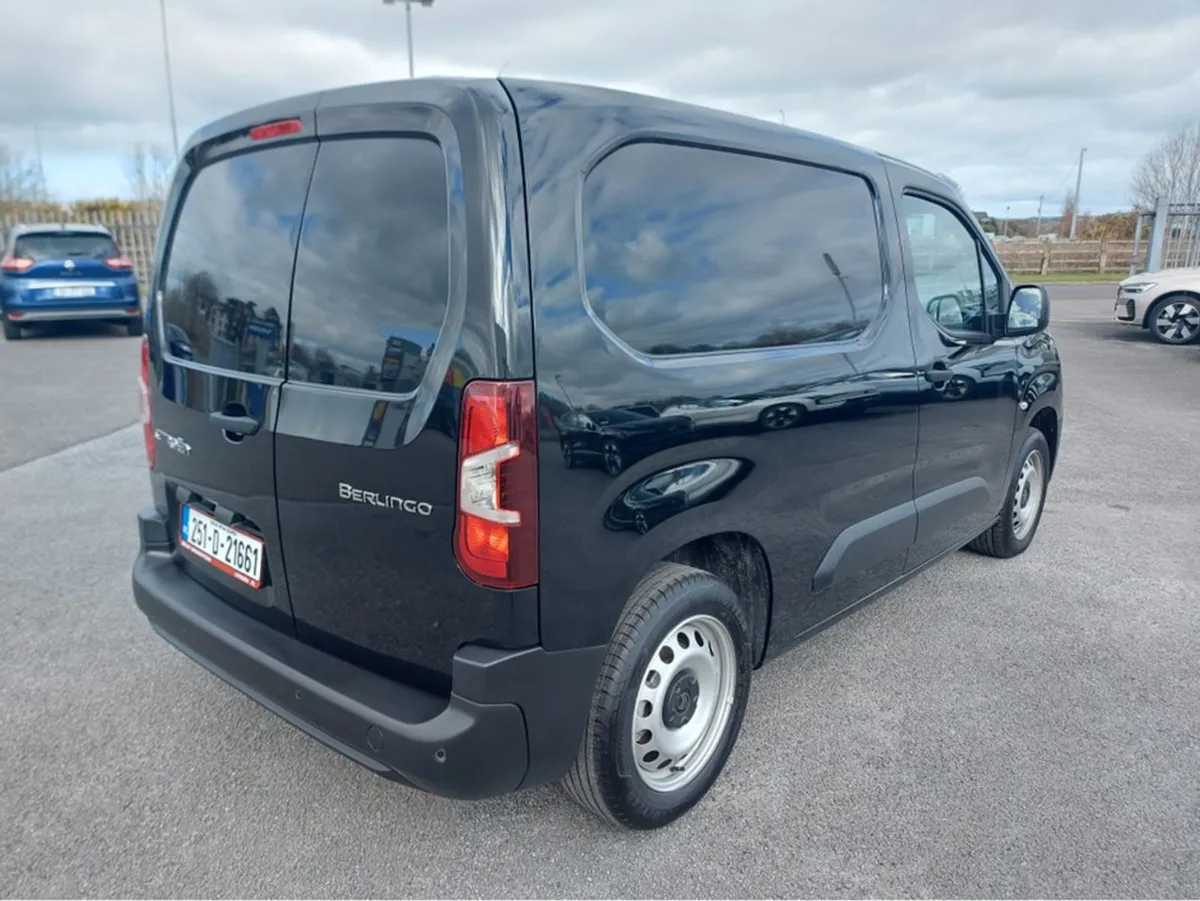 Citroen Berlingo LX Plus Bluehdi 130 Auto - Image 4