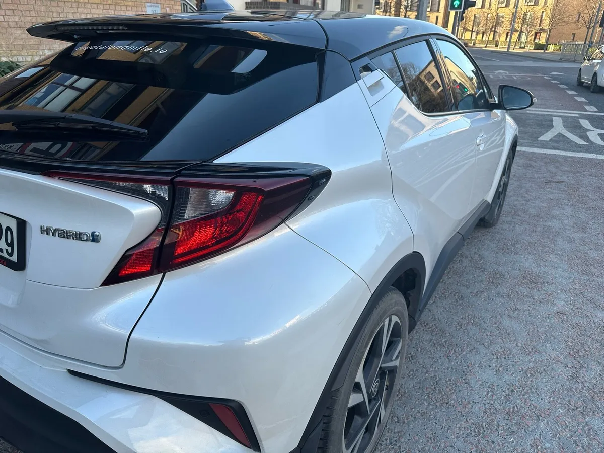 Toyota - Image 2