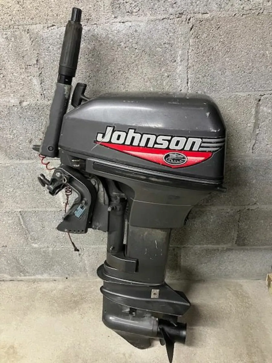 15hp Johnson Outboard Engine - Image 1