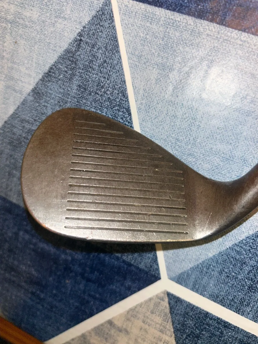 Golf 54 degree wedge - Image 2