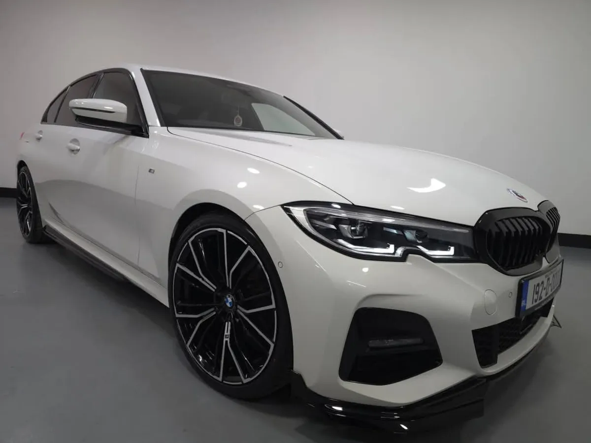 BMW 320D M-SPORT X-DRIVE AUTO - Image 1