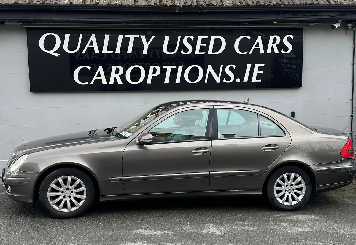 Mercedes-Benz E-Class 2010 - Image 2