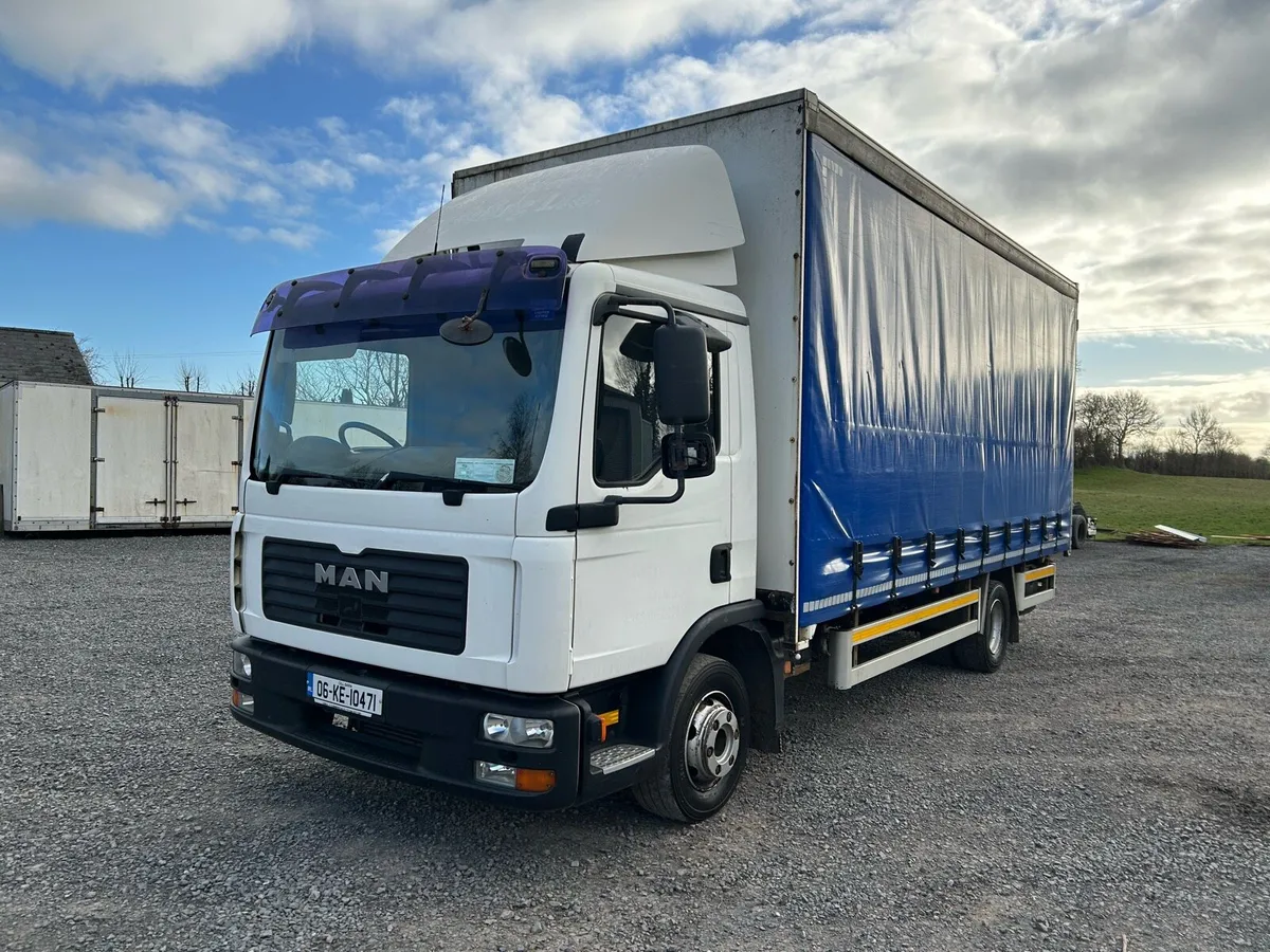 MAN 12ton 20ft CurtainSide - Image 1