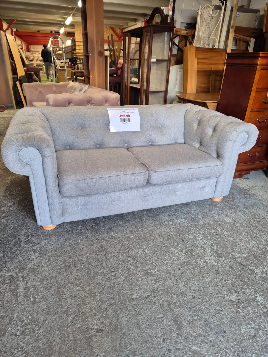 CJM SECONDHAND: 2 SEATER CHESTERFIELD - Image 2