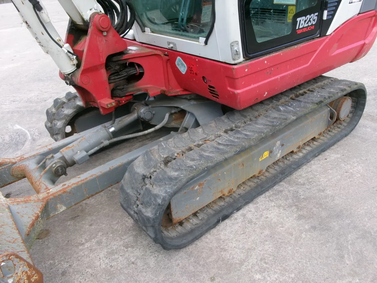 Takeuchi TB235  #14004722 - Image 2