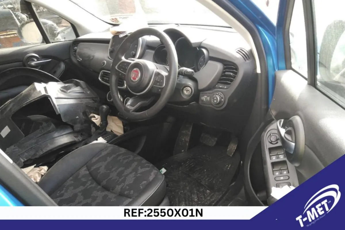 2023 FIAT 500X BREAKING FOR PARTS - Image 4
