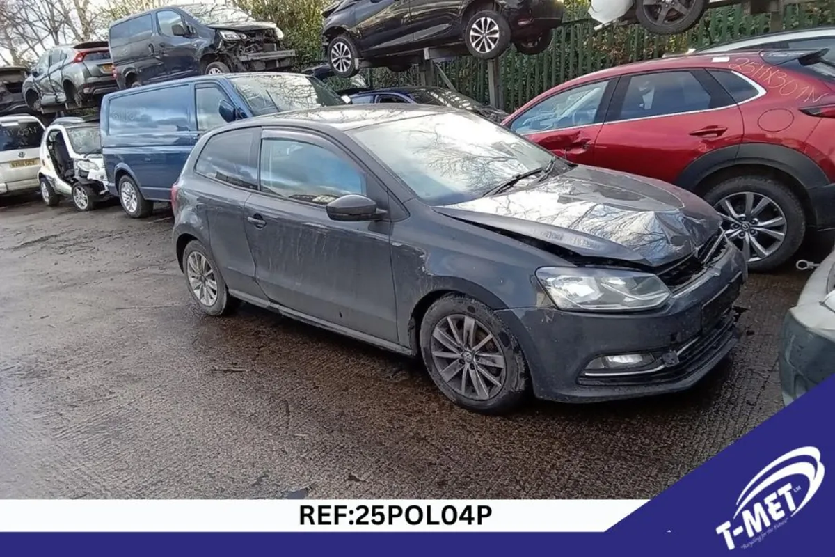 2014 VOLKSWAGEN POLO BREAKING FOR PARTS - Image 3