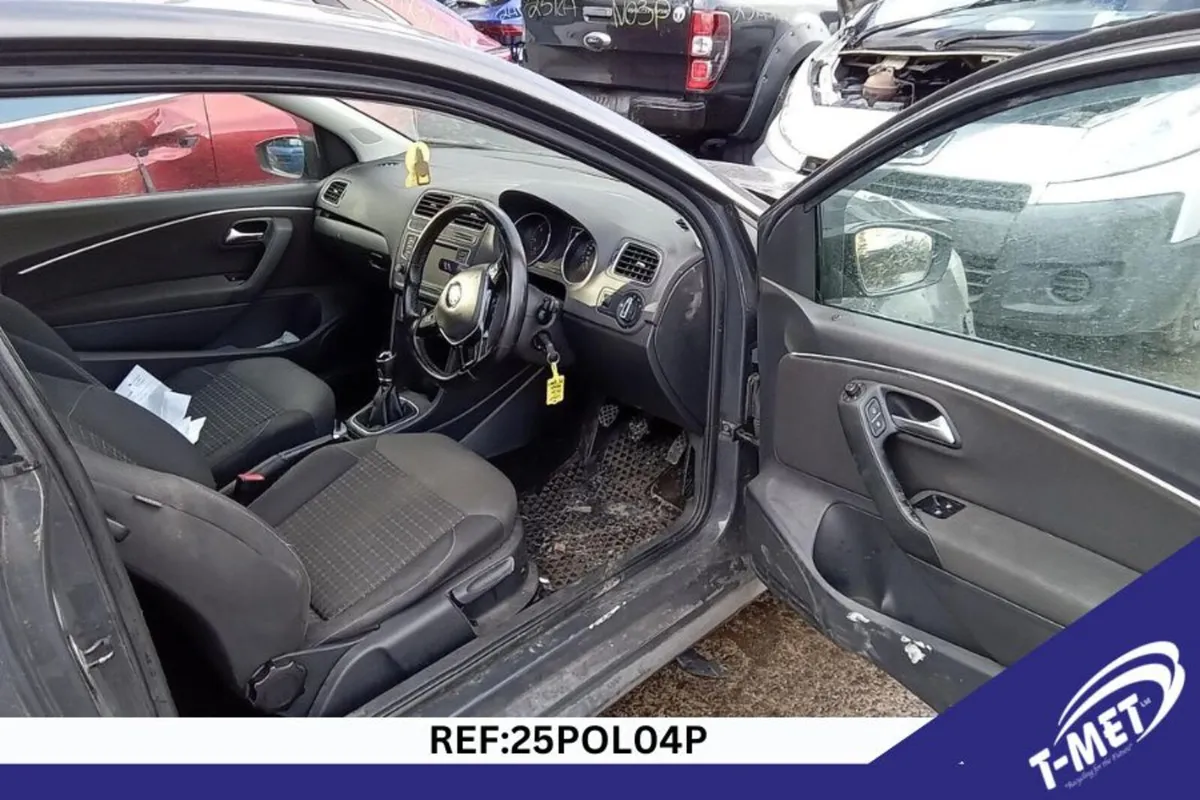 2014 VOLKSWAGEN POLO BREAKING FOR PARTS - Image 4