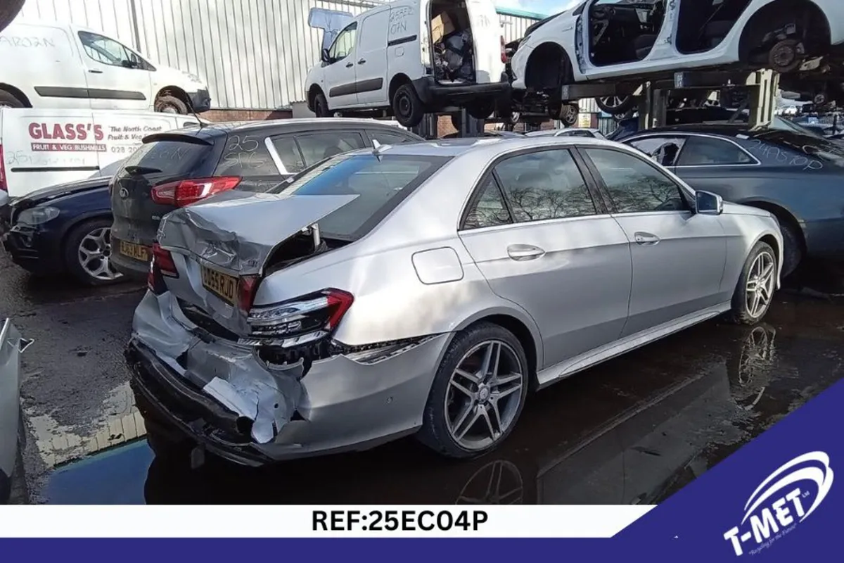 2014 MERCEDES E-CLASS BREAKING FOR PARTS - Image 3