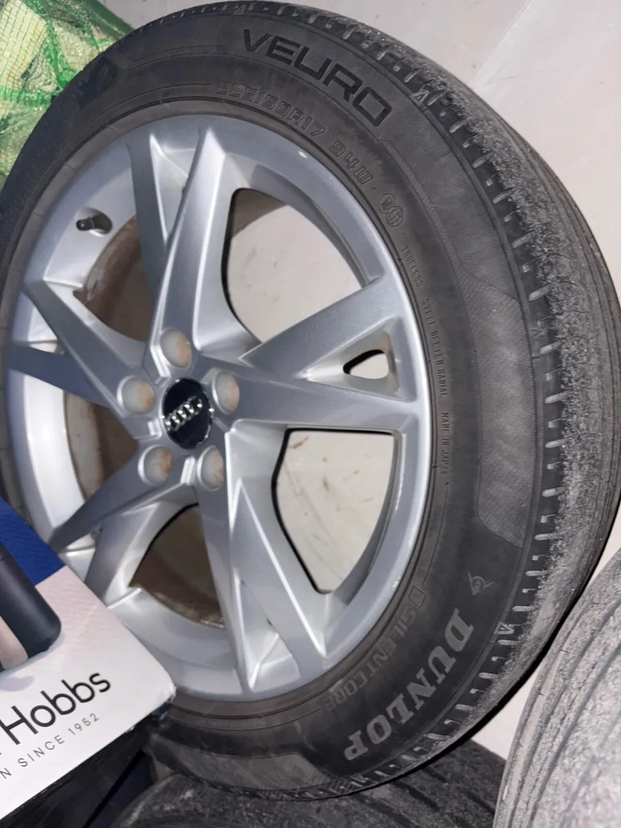 Audi alloys 17” - Image 1