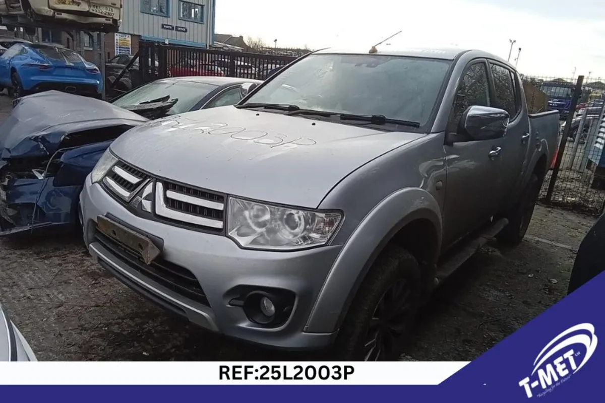 2015 MITSUBISHI L200 BREAKING FOR PARTS - Image 3