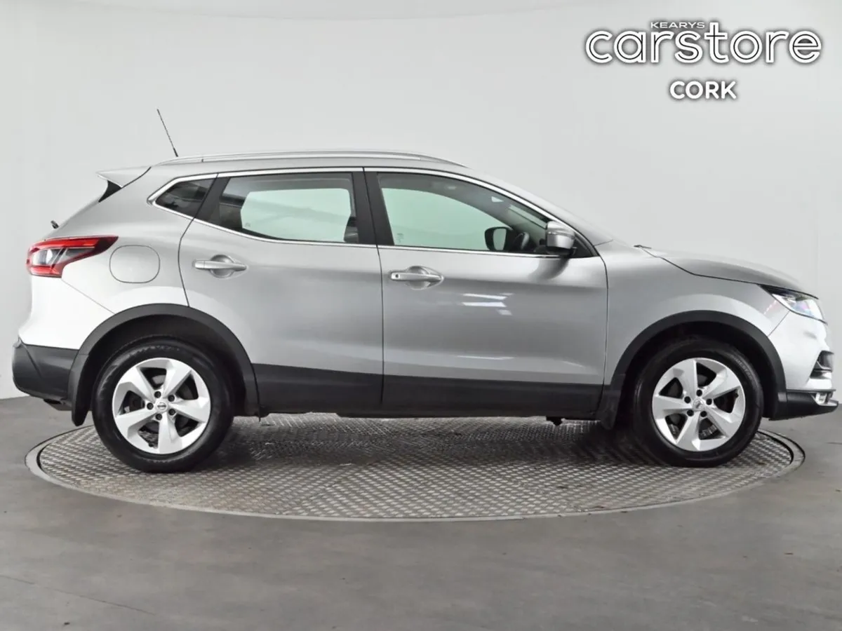 Nissan QASHQAI 1.5 DSL DCT SE - Image 3