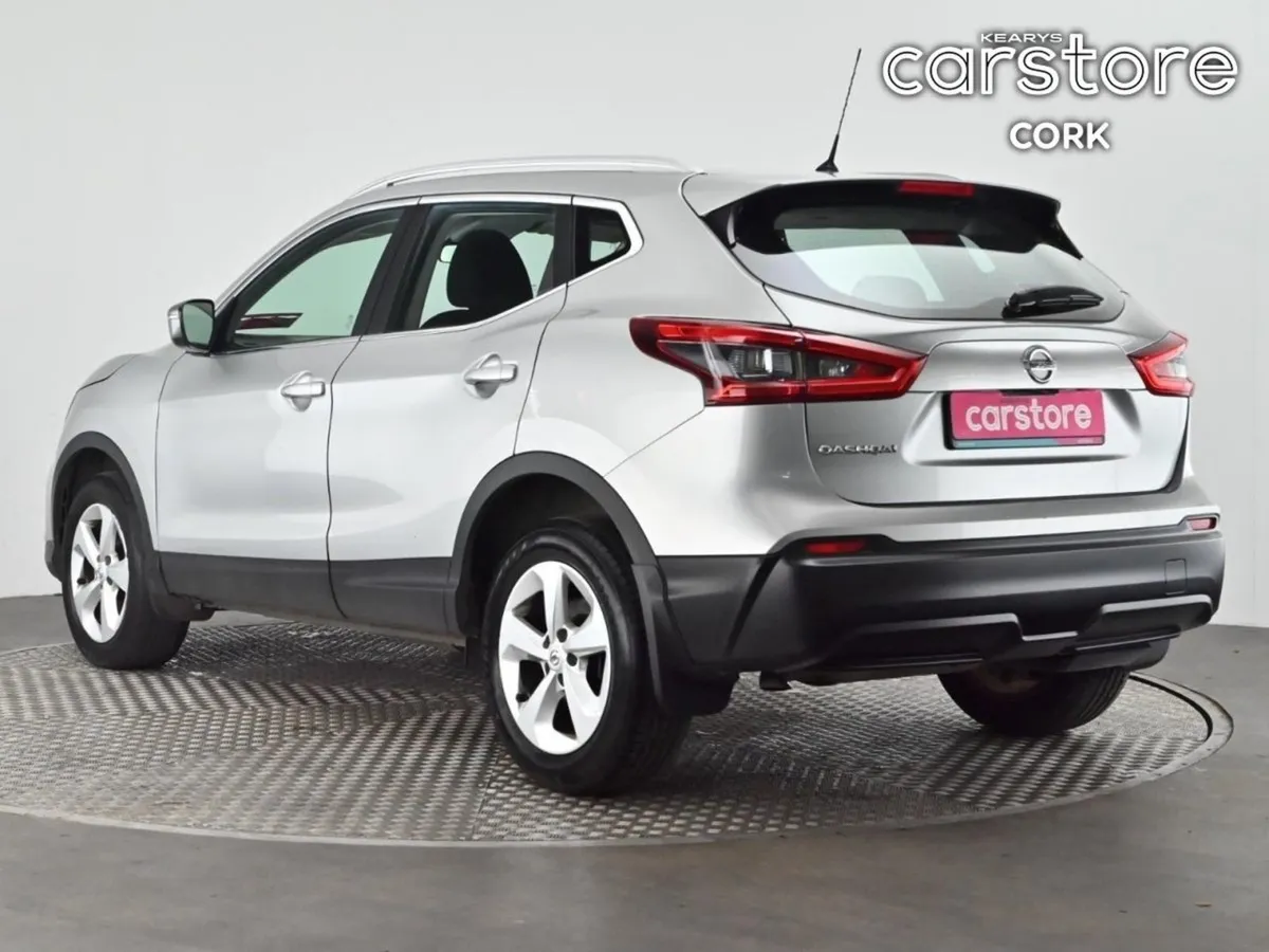 Nissan QASHQAI 1.5 DSL DCT SE - Image 4
