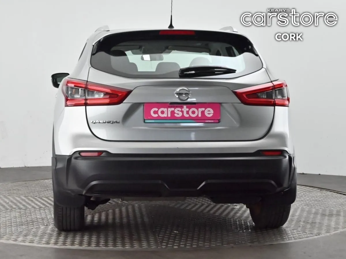 Nissan QASHQAI 1.5 DSL DCT SE - Image 4