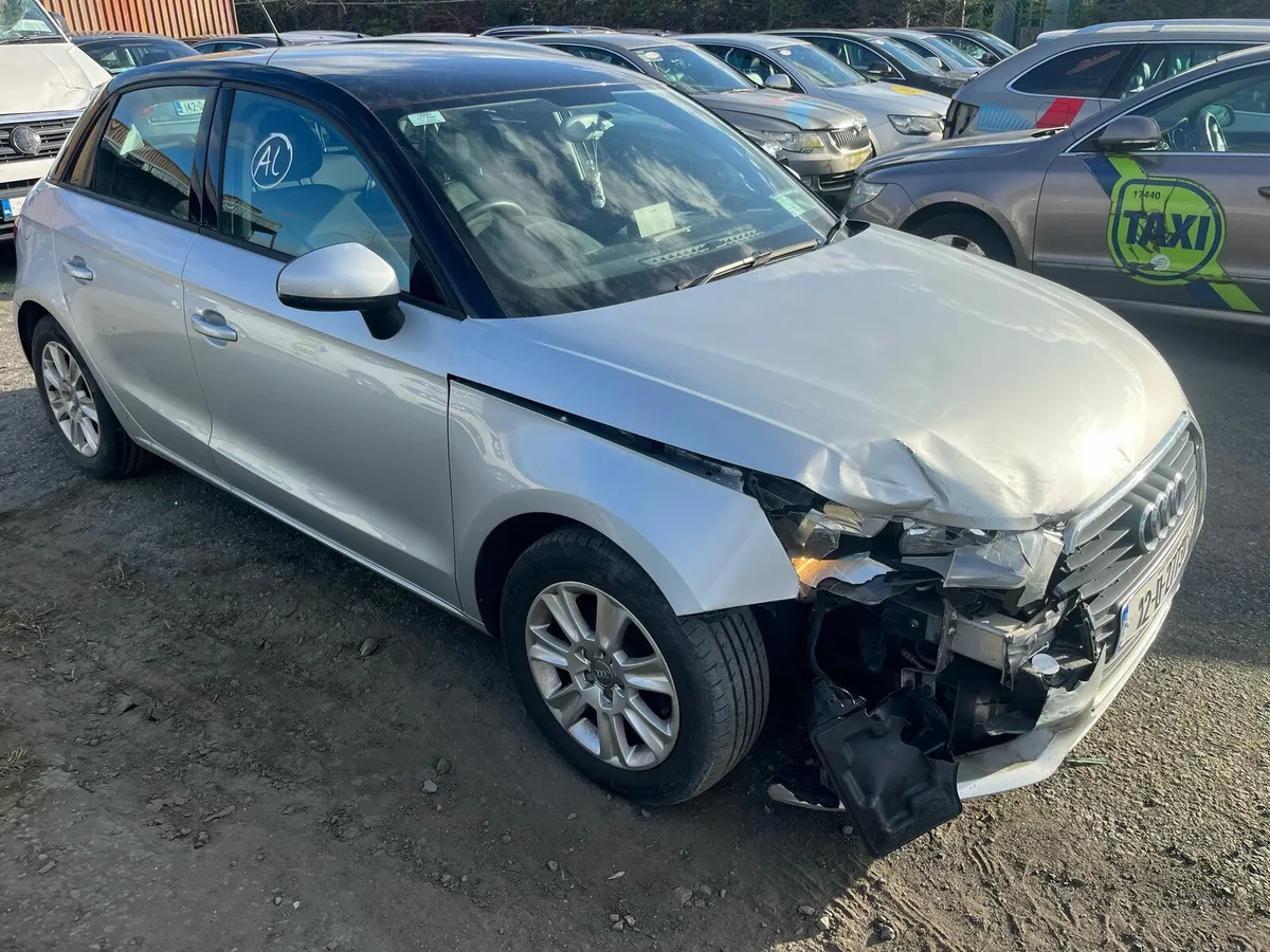 Audi A1 , Tfsi 2012 frontal damage - Image 4