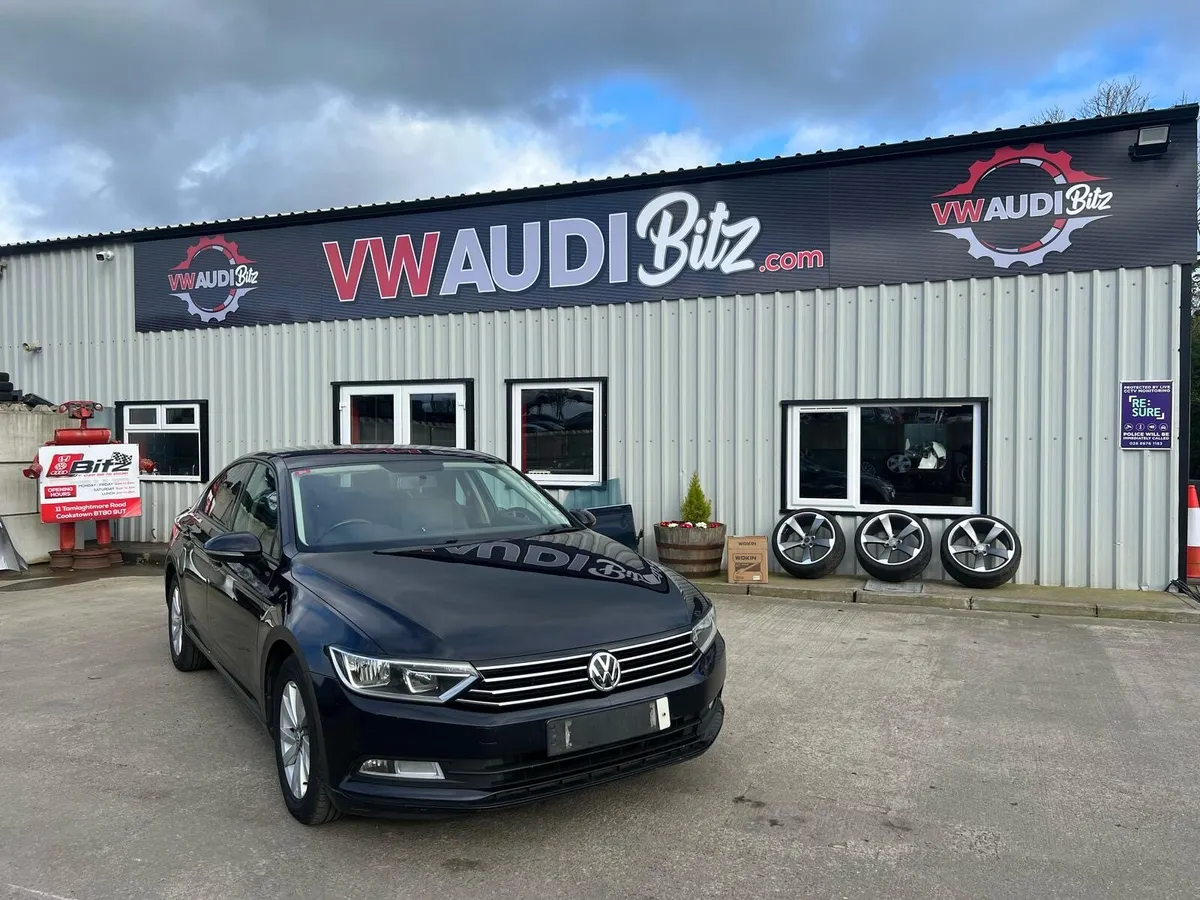 2017 VOLKSWAGEN PASSAT BREAKING FOR PARTS - Image 1