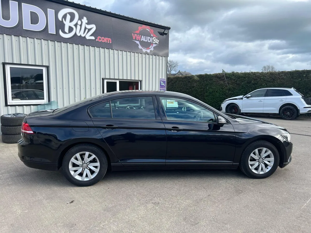 2017 VOLKSWAGEN PASSAT BREAKING FOR PARTS - Image 3
