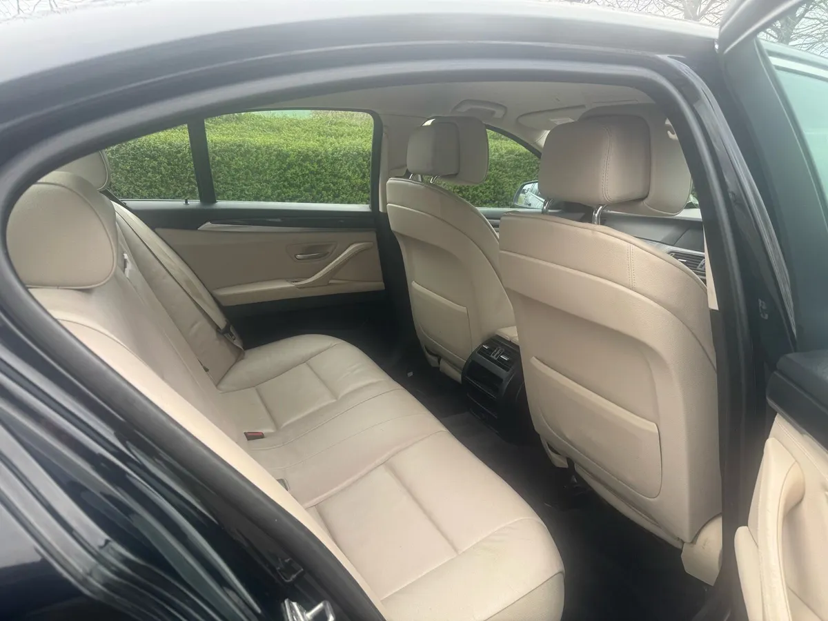 Car - Image 3