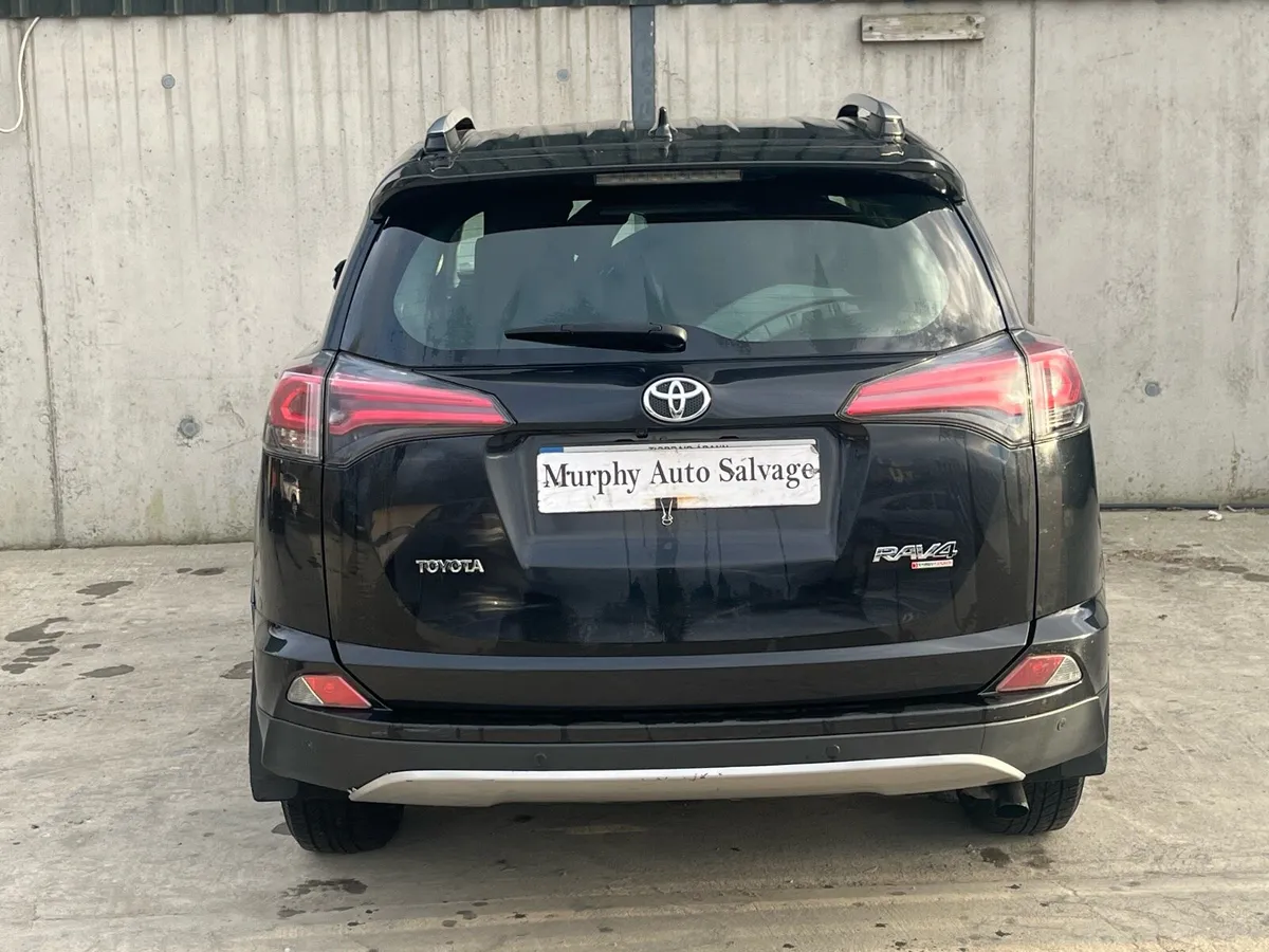 2018 Toyota Rav 4 parts - Image 3
