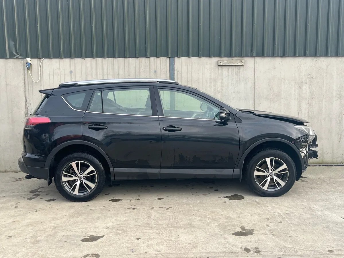 2018 Toyota Rav 4 parts - Image 4