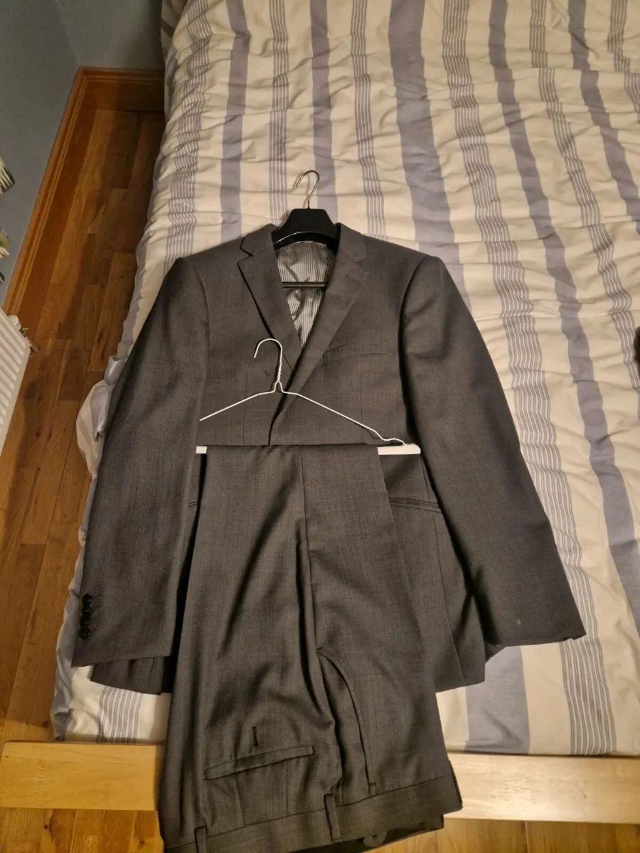 Remus Mens Suit - Image 4