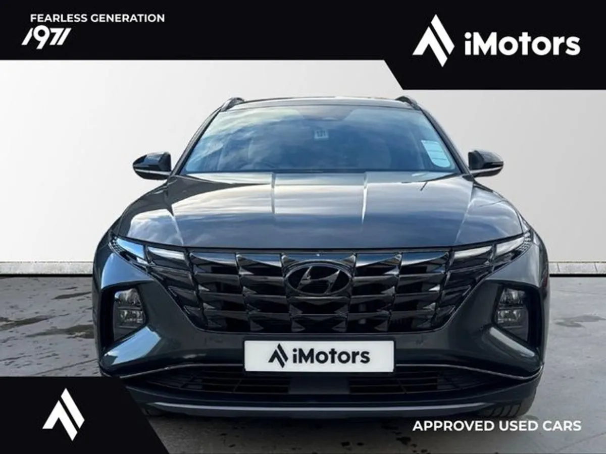 Hyundai Tucson Executive Plus 2 Tone 5DR - Image 2