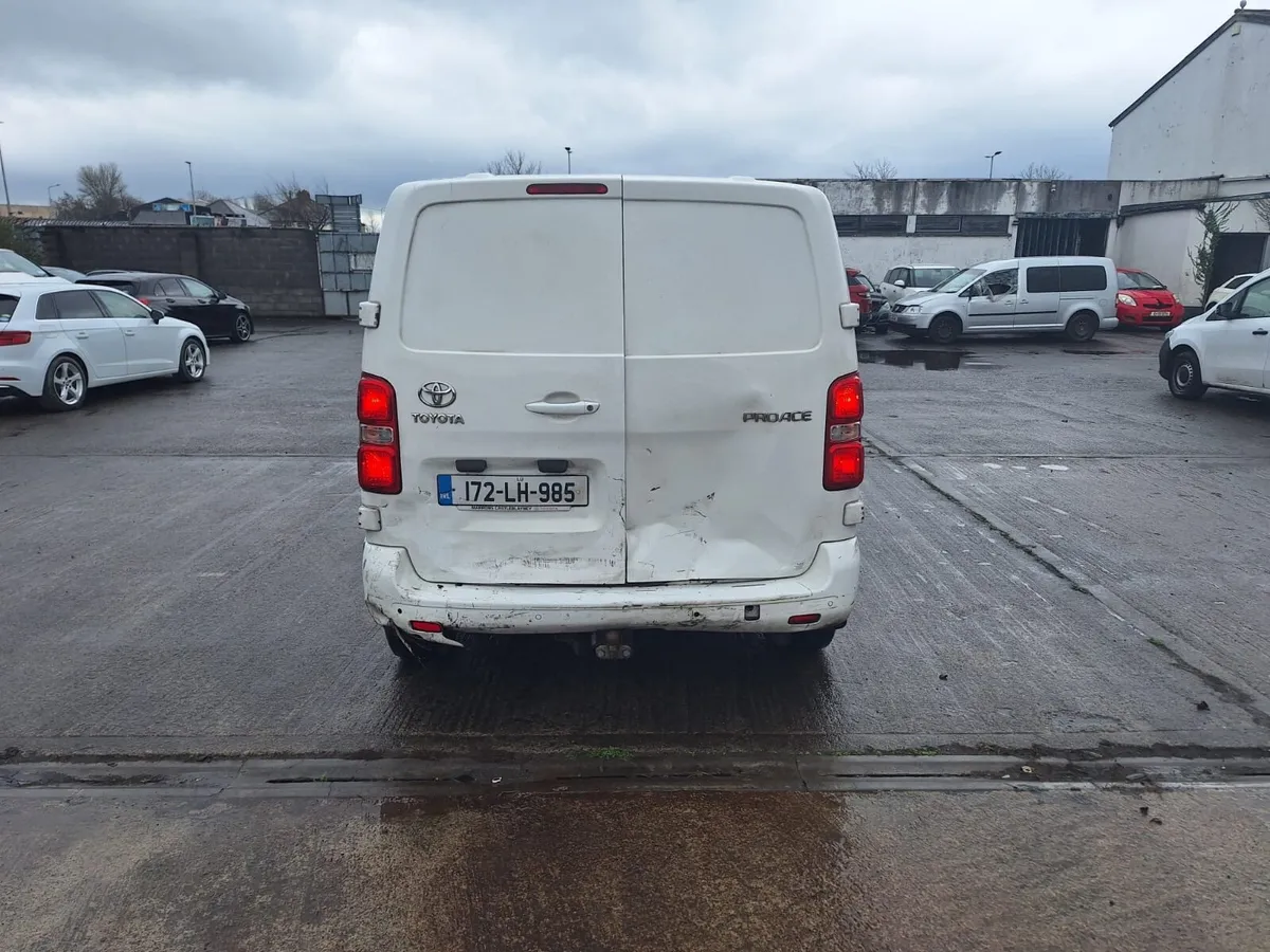 172 Proace - Image 4