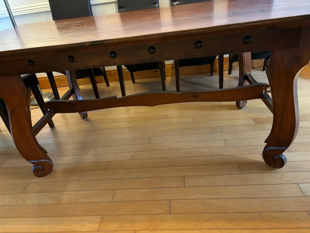 Dining table - Image 3