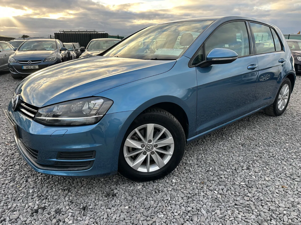 🔵 Volkswagen Golf COMFORTLINE 1.2TSI DSG - Image 2
