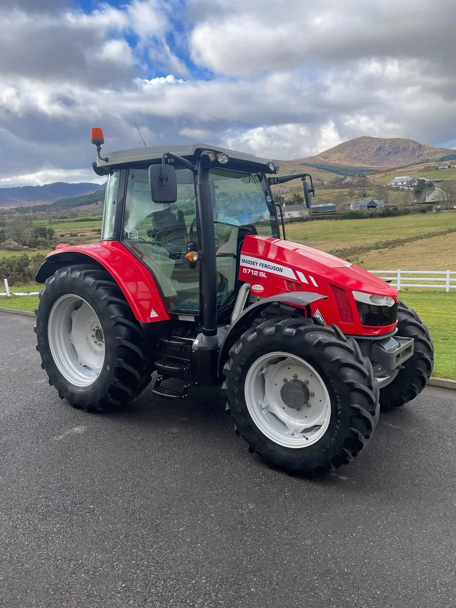 2017 Massey Ferguson 5712sl - Image 1