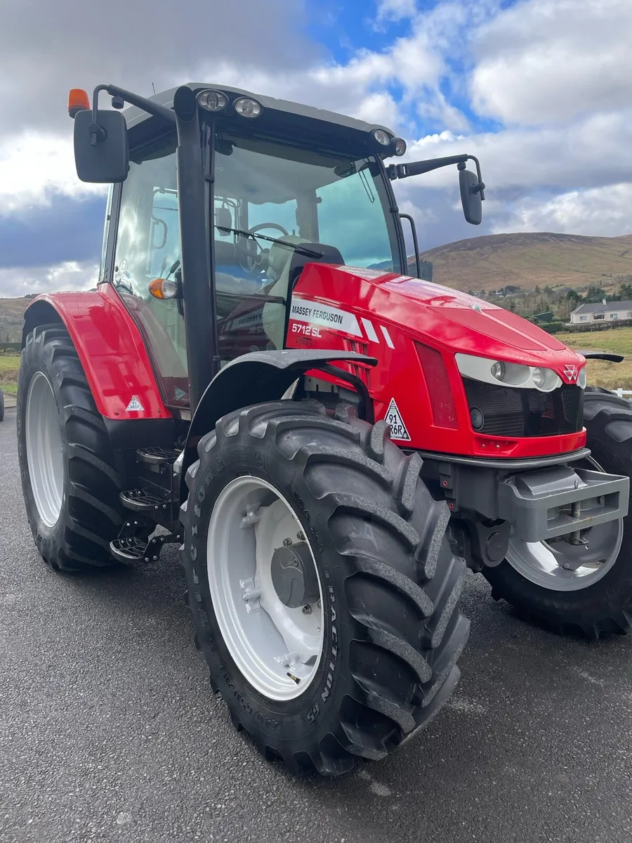 2017 Massey Ferguson 5712sl - Image 2